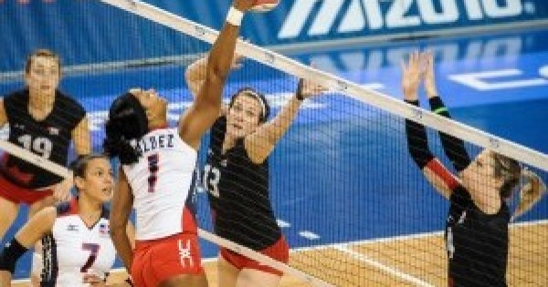 FrauenVolleyballteam der Dominikanischen Republik auf dem Weg zur