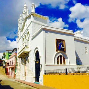 Zonacolonialiglesia